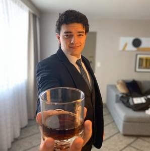 Meet your Posher, Ethan